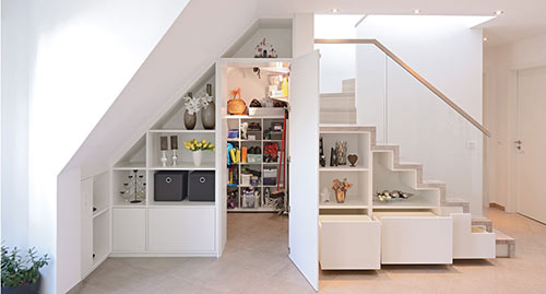 Einbauschrank unterm Dach mit Treppe vom Schreiner aus Lahr