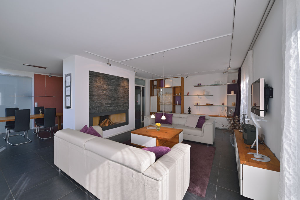Wohnzimmer Regal und Schrank aus Holz vom Schreiner Hamm in Lahr